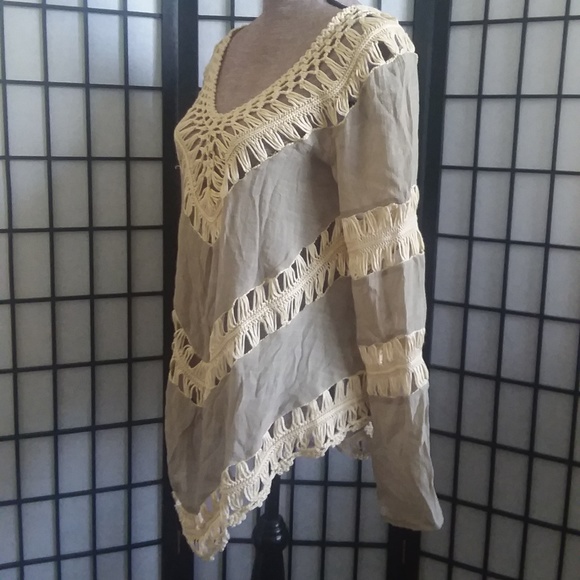 Umgee Womens Size M Crochet Top Beige - Picture 5 of 7